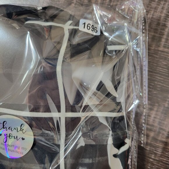 Rue21 Womens Black White Windowpane Plaid ButtonUp Shirt L Sheer Casual Workwear - Picture 11 of 11